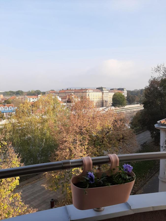 Apartament Melinaki Nisz Zewnętrze zdjęcie